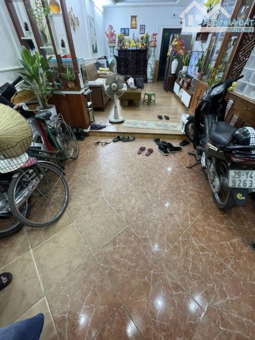 có 102 nguyễn khoái hai bà trưng,vị trí đẹp,kinh doanh siêu đỉnh,nhà đẹp,55m2 chỉ 9 tỷ - 3