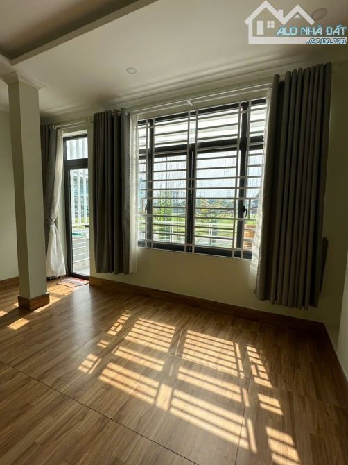 Bán nhà Ngã 6 Quang Trung (Vincom plaza) 75m2 5*15; MẶT TIỀN cách 50m chỉ hơn 6 tỷ - 2