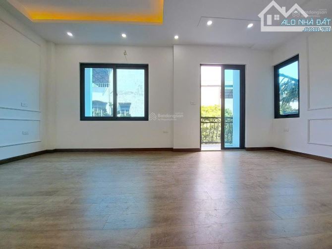 BÁN NHÀ NHẬT TẢO - AN DƯƠNG VƯƠNG - 60M - 6 TẦNG - THANG MÁY - 2 THOÁNG - 3