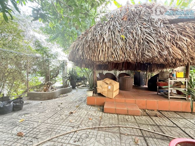 Có Visa Định Cư Bán Gấp Biệt Thự 3 Tầng Mặt Tiền Liên Khu 2 - 5, 600M2 Ngang 9M, Nở Hậu. - 3
