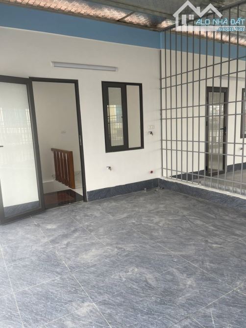 🏠Hàng hiếm chỉ hơn 4 tỷ sở hữu ngày căn nhà đẹp tại  Nguyễn Văn Linh, Long Biên, Hà nội - - 3