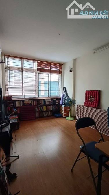 Bán nhà trần kim xuyến ngõ ô tô 65m2 giá đầu tư 18 tỷ - 3