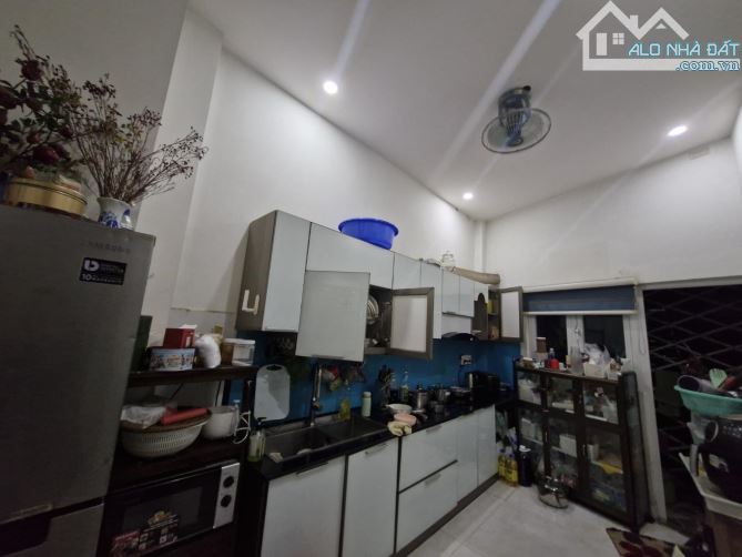BÁN NHÀ 3 TẦNG - ĐƯỜNG Ô TÔ - HIỆP PHÚ - THỦ ĐỨC - NHĨNH 5 TỶ - 3