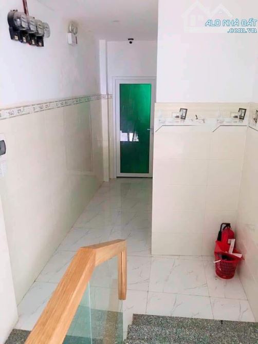 Căn hộ 4 tầng chủ vừa ở vừa kinh doanh dòng tiền 25tr/tháng. Vị trí đẹp - Mặt tiền. - 3