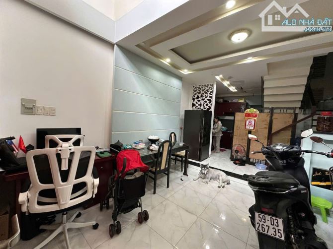 Bán Gấp Nhà mặt tiền đường Lê Cao Lãng Tân Phú 38m2,4 Tầng BTCT Giá 6 tỷ x - 3