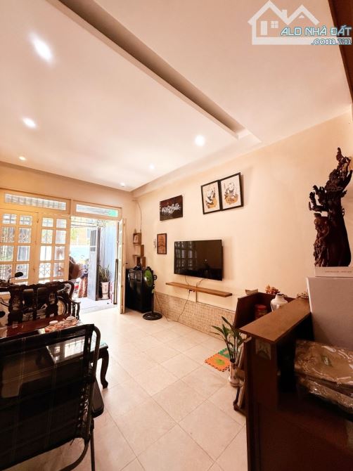 HẺM XE TẢI thông 58m2 nhà 4 tầng Tô Hiến Thành Quận 10 - 3