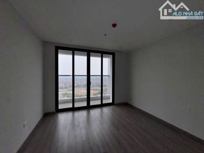 CC BÁN CHCC CT4 YÊN NGHĨA-HÀ ĐÔNG,CĂN GÓC,3PN,2WC,NHÀ MỚI BÀN GIAO,90M2,GIÁ NHỈNH 4 TỶ - 3