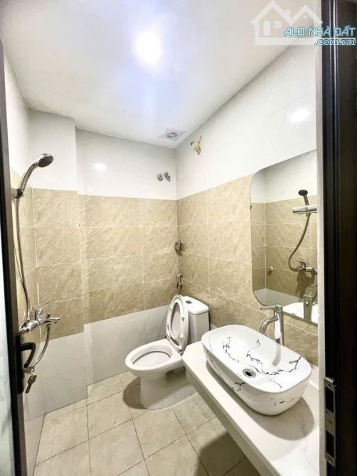 Bán nhà Ngọc Lâm 37m x 5 tầng, 6,3 tỷ - 4