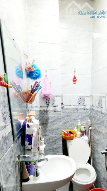 🌻Bán nhà Nguyễn Văn Quỳ, quận 7, 24m2, 3 tầng, 3PN, nhở hơn 3 tỷ - 4