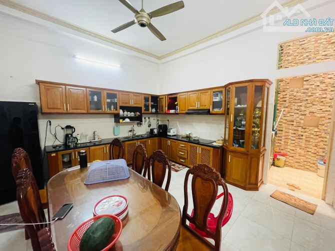 Mặt Tiền ngang 5m dt 135m2 Quách Hữu Nghiêm, Tân Phú, Giá 14.5 tỷ - 4