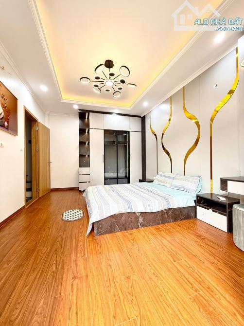 SIÊU PHẨM ĐỊNH CÔNG - NHÀ MỚI XÂY - THANG MÁY - LÔ GÓC -GẦN  PHỐ - 4