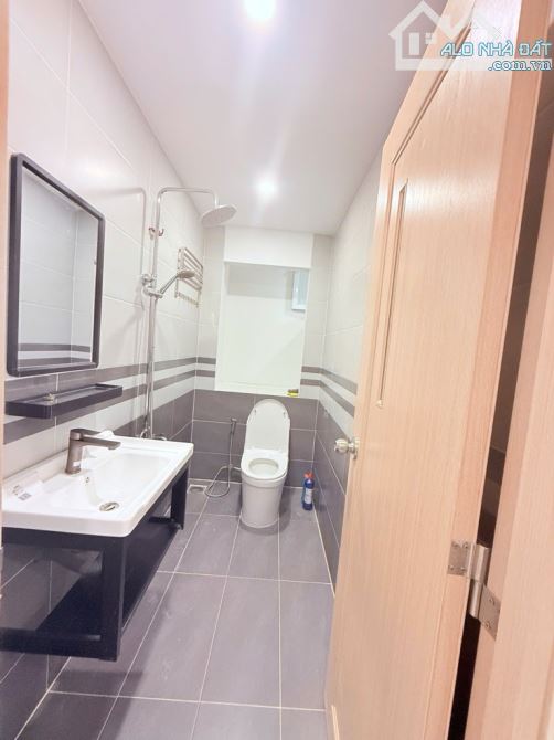 Bán nhà 2 tầng - KDC văn minh, Huỳnh Tấn Phát, gần Phú Mỹ Hưng, giá 4.9 tỷ - 4