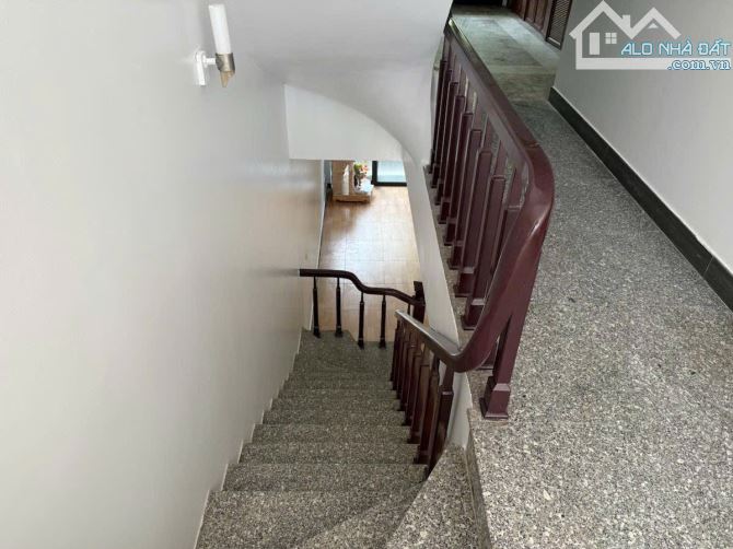 PHÂN LÔ QUÂN ĐỘI 800A - Ô TÔ TRÁNH - DIỆN TÍCH RỘNG - VIEW BẢO TÀNG - TIỆN ĐI CÁC NGẢ - 4