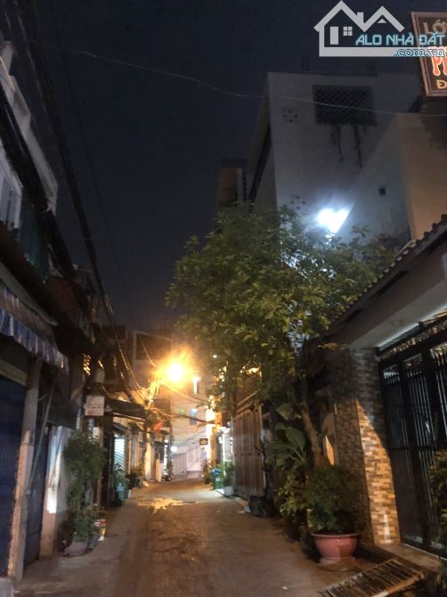 Bán Đất Quận 7_Bùi Văn Ba_122m2-(7.2M x 17M);Sổ Vuông Vức;Hẻm 5M;Khu XD 6Tầng;Chỉ 10.X Tỷ - 4