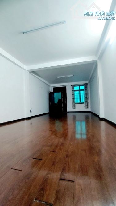 cần bán MẶT TIỀN KINH DOANH, dt 85M2 × 5Tầng, Mt 15M2, Song Hành  Tân Hưng Thuận Quận 12, - 4