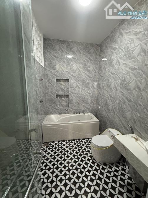 Bán nhà 3 mê mặt tiền đường A2 – Khu cụm kho bãi dọc đường Tây Sơn - DT 80m2 - 10