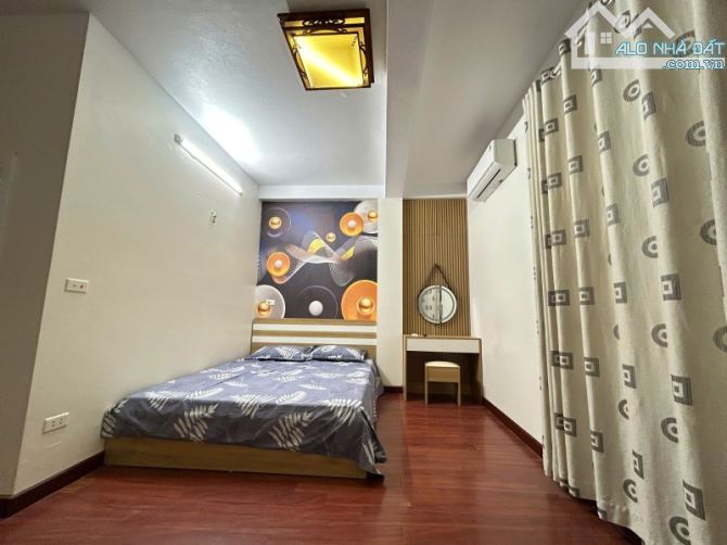 Mỹ Đình - Vài Bước Ra Phố - Gần Chợ - Trường C1,2 Mỹ Đình 45m2 - 5 Tâng  - 9.2 tỷ - 5
