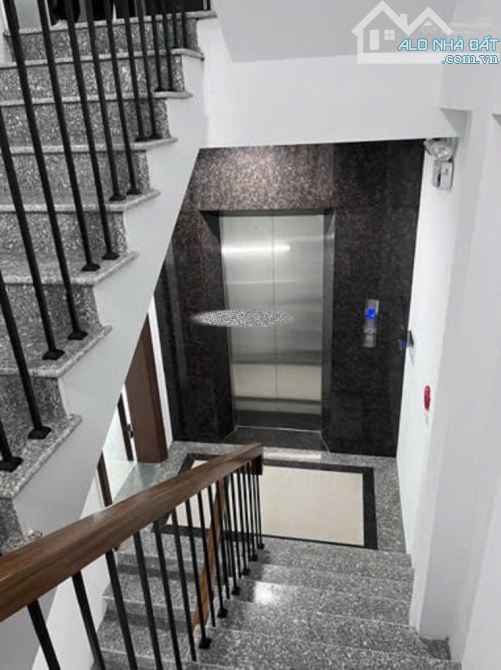 Cho thuê nhà Làng Việt Kiều Châu Âu Lô góc 100m x 4 tầng Thang máy 35tr - 5