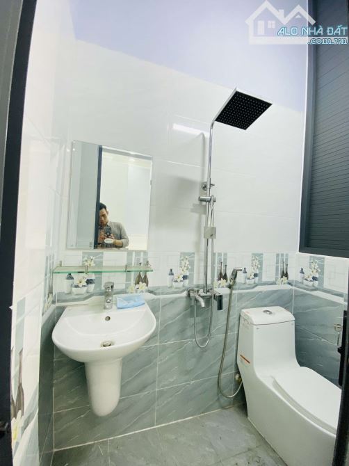 Bán căn nhà HẺM 6m,36m2 với 2 tầng lầu đường huỳnh tấn phát nhà bè giá chỉ 3,4ty. - 6