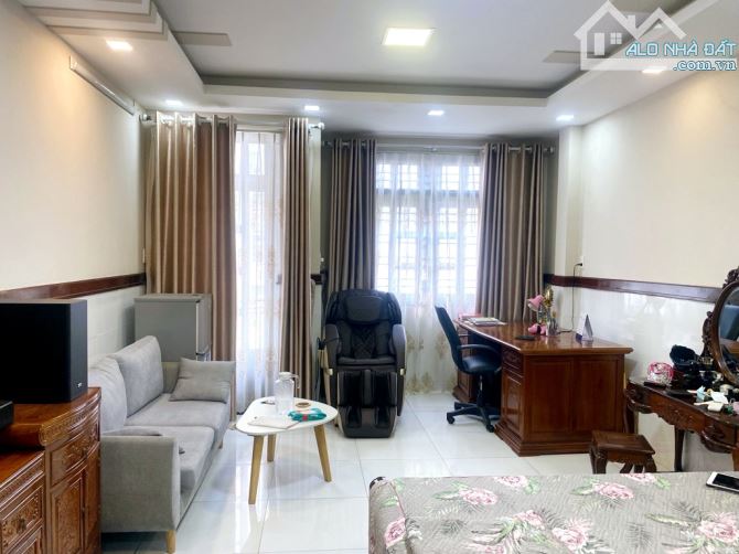 BÁN GẤP NHÀ 4 TẦNG ,4PN ,HẺM XE HƠI TRẦN XUÂN SOẠN ,QUẬN 7 ,NHĨNH 10 TỶ. - 6