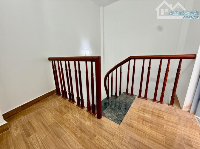 NHÀ DÂN XÂY HAI BÀ TRƯNG- GẦN Ô TÔ VÀI BƯỚC- FULL NỘI THẤT GIÁ NHỈNH 6 TỶ - 8