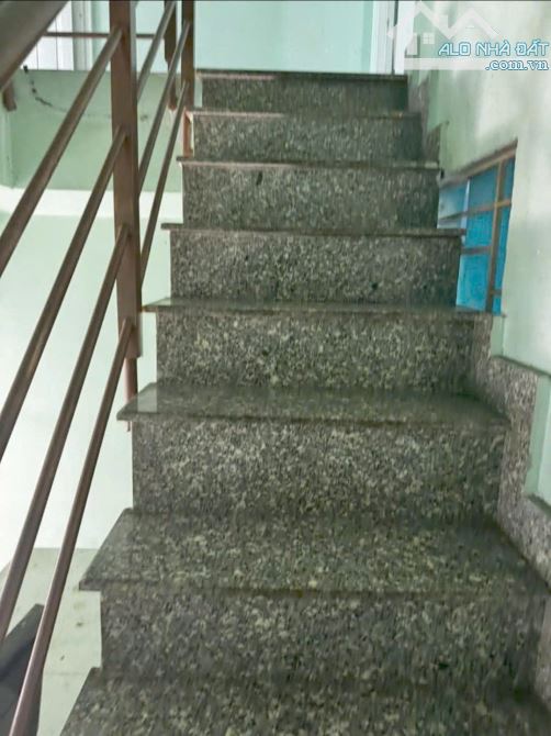 Bán Nhà hẻm 769 Phạm Thế hiển- 39.5m/2- 3.5m x 11.57m2- 2 Lầu +3PN -2WC - F4 Q8 - 8