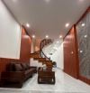 Giáp Bát- Hoàng Mai 40m2. Giá chào 8.98 Tỷ