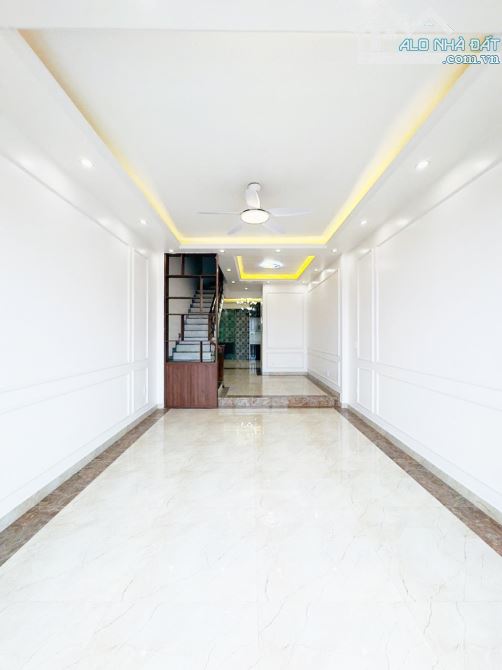 Nhà đẹp TĐC Đồng Giáp - Đông Hải - Hải An . DT 60m2 x 4,5T Thang Máy