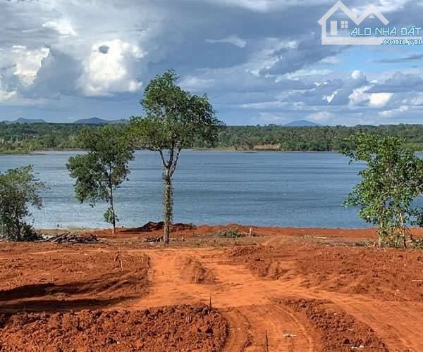 Cần bán 7000m2 đất view hồ thị trấn kim Long huyện Châu Đức chỉ 700 triệu/sào. Có bán lẻ