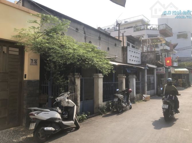 Nhà mặt tiền Trần Kế Xương 207m2, 8x26m, 36 tỷ