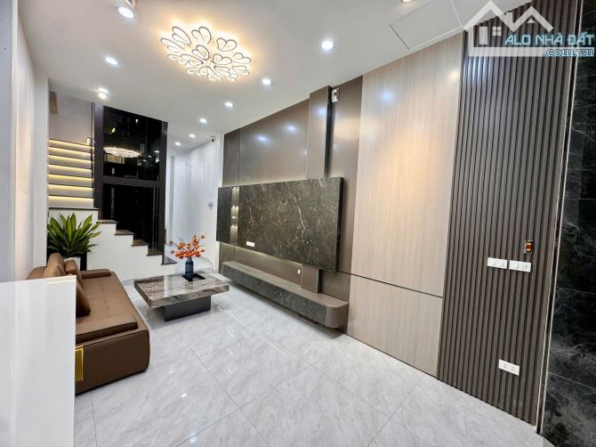 SIÊU PHẨM PHỐ LỤA VẠN PHÚC 5 TẦNG THANG MÁY - HAI MẶT NGÕ - OTO VÀO NHÀ - FULL NỘI THẤT- K