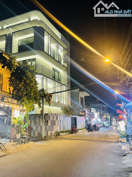 Bán Đất Mặt Tiền Đường Số 4 Linh Xuân Cách Phạm Văn Đồng 300m DT: 100m2 Giá 6 Tỷ 500