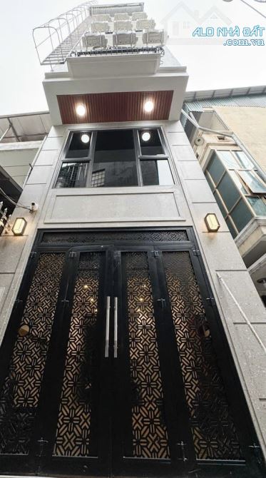 Nhà dòng tiền 60tr/tháng, thang máy 6 tầng x 50m2, PCCC đầy đủ phố Bùi Xương Trạch
