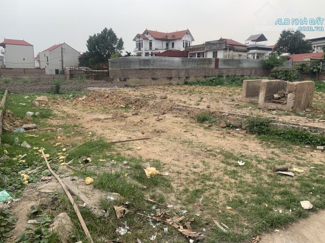 Bán nhanh lô đất đẹp .94,5m full tại Hương Đình -Mai Đình