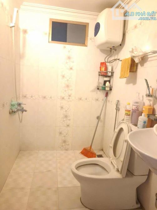 BÁN NHÀ MẶT PHỐ TRẦN QUÝ KIÊN - VỈA KÈ ĐÁ BÓNG, Ô TÔ ĐỖ CỬA, KINH DOANH ĐỈNH - 38M2 - 22.8