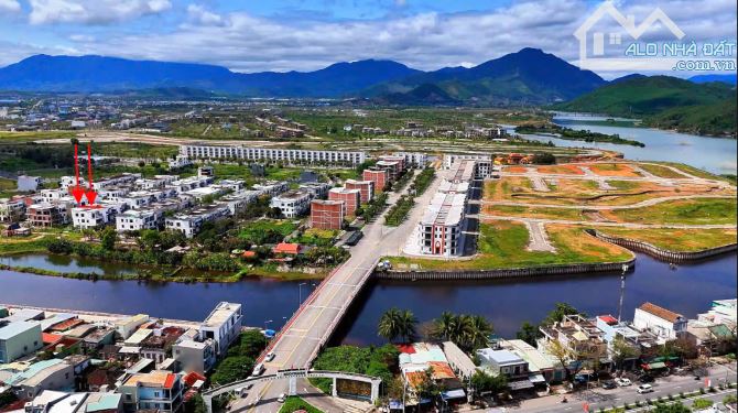 Duy nhất! Nhà 3 tầng - kề góc view sông vĩnh viễn - trục lõi Eco Charm- 120m2 - nhỉnh 4t