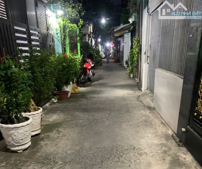 Ngày đi cày tối ngắm máy bay, Ông nào thích chill thì đừng bỏ qua căn này nhé