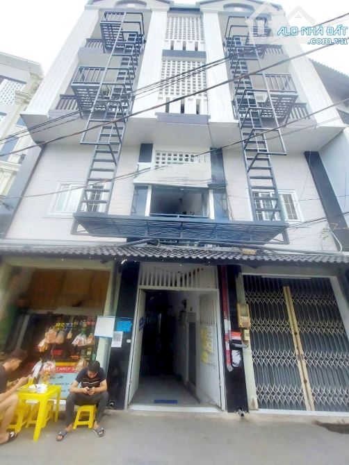 Nhà CHDV 90 phòng 10x32m Dương Quảng Hàm f5 HDT khoán 190tr giá 45 t