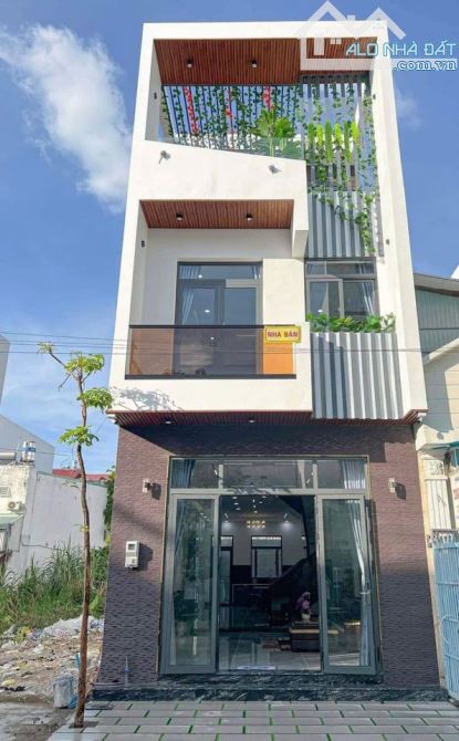 Nhà 1 trệt 2 lầu KDC Hội Nghĩa Tp Tân Uyên - Bình Dương giá rẻ hơn thị trường