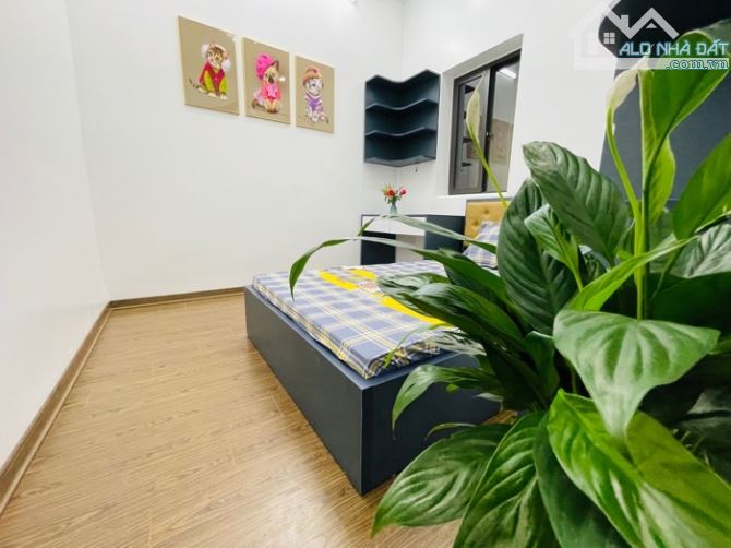 BÁN NHÀ DÂN XÂY GIÁP NHỊ–NGÕ THÔNG– CÁCH PHỐ 5M–40M2x4T–HƠN 6 TỶ