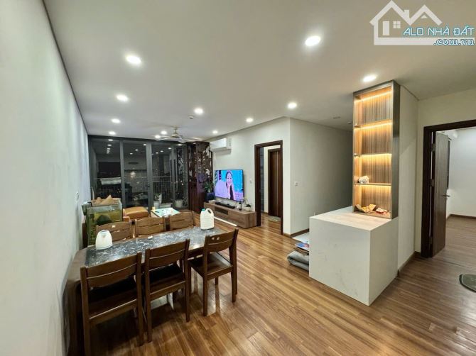 Cho thuê căn hộ Bohemia 35 Lê Văn Thiêm, 2 phòng ngủ full đồ giá chỉ 15 triệu/tháng