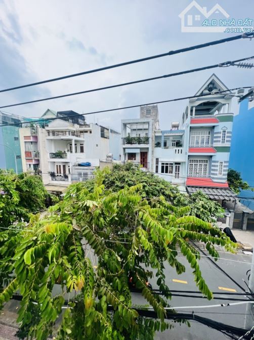 Gấp bán giảm 2 tỷ MTKD Nguyễn Ngọc Nhựt 4x21m 3 tầng BTCT