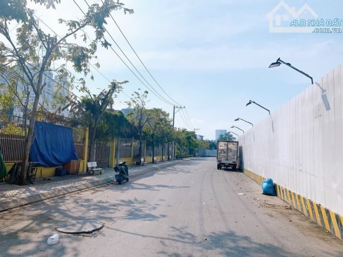 Đất 5.2x20m đường 7 Khu lý phục man Quận 7. Hướng tây