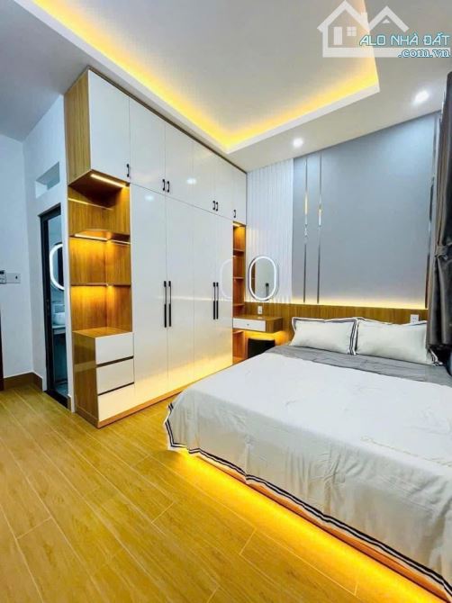 Siêu Phẩm Bình Thạnh - nhà đẹp ở ngay, Gần Lê Quang Định nhỉnh 5 Tỷ