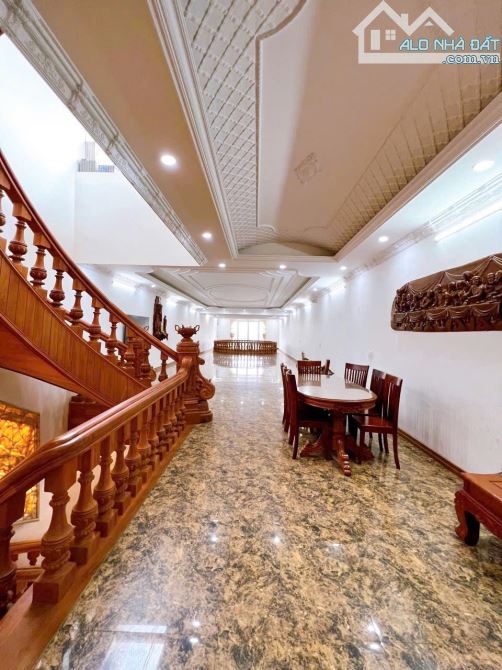 Bán nhà 3 lầu mặt tiền đường Điểu Xiển P.Tân biên - Tp Biên Hoà