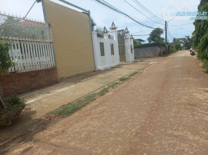 Đất hẻm Nguyễn Trường Tộ giá bán lỗ