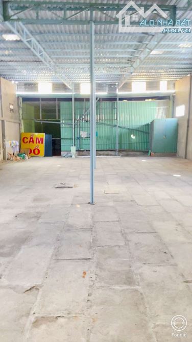 Cho thuê Kho 310 m2 gần chợ Cái Răng 8 triệu
