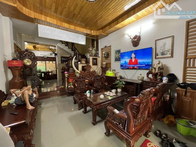 🎉🎉CẦN BÁN CĂN NHÀ 3 TẦNG 1 TUM, NỘI THẤT FULL GỖ CĂM XE AN THƯỢNG 37.