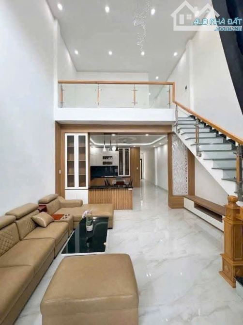 Bán nhà gác lửng ngay chợ Phú Thọ Trảng Dài 100m2 chỉ 2,85 tỷ