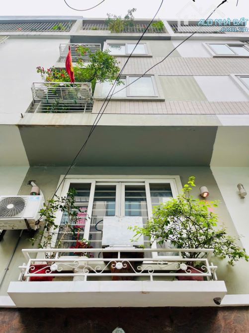 Bồ Đề, Long Biên, 48m², mặt tiền 4m, Ô tô 7 chỗ thông, dân xây, kinh doanh, gần hồ